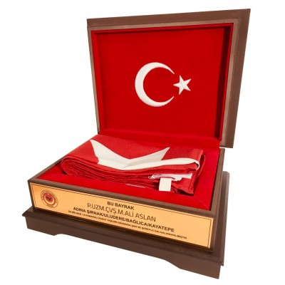 BAYRAKLI AHŞAP KUTULU FİRMAYA ÖZEL UYGULAMALAR